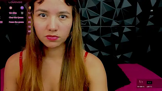 Sofiapeachh online show from March 7, 12:37 am