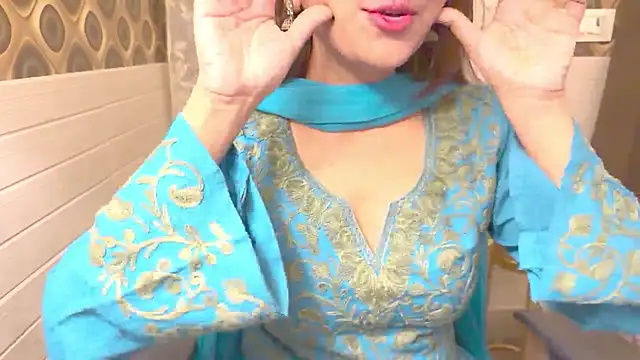 Snapshot of Your_Sassy_Goddess chatting on January 19, 2:59 pm Your Sassy Goddess online show from January 19, 2:59 pm