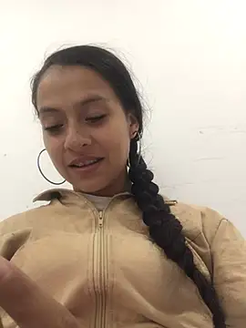 loren3124 online show from December 10, 7:58 am