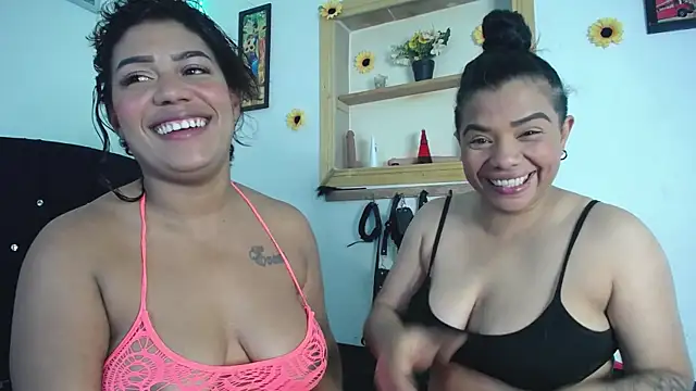 Snapshot of kaylie_dakota chatting on December 19, 1:34 am kaylie dakota online show from December 19, 1:34 am