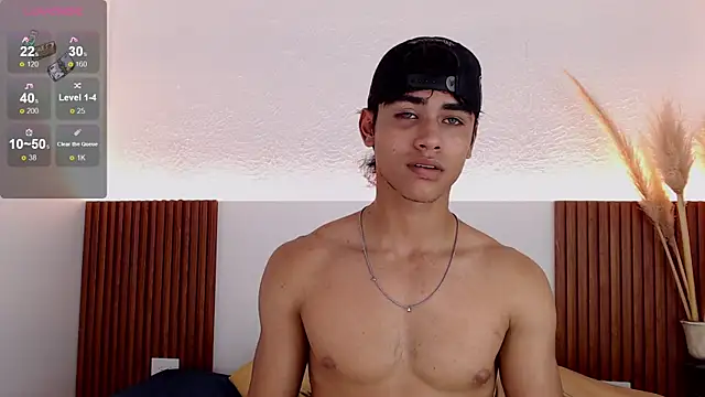 Snapshot of zander_2120 chatting on December 4, 6:28 pm zander 2120 online show from December 4, 6:28 pm
