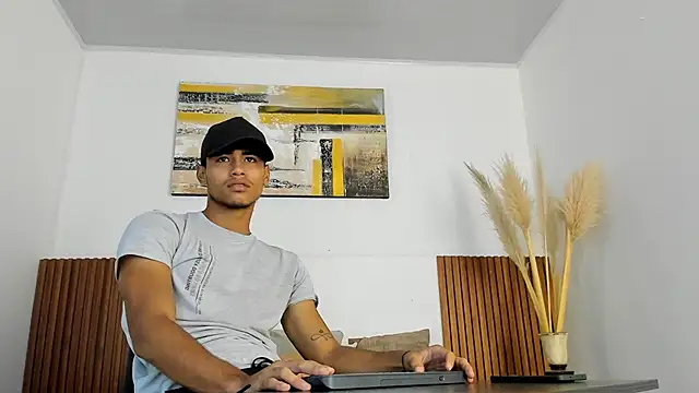 Snapshot of zander_2120 chatting on September 17, 1:02 pm zander 2120 online show from September 17, 1:02 pm