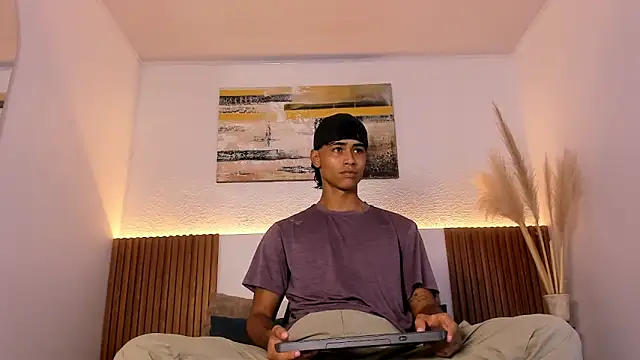 zander 2120 online show from October 25, 1:18 pm