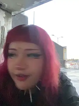 toky doll online show from February 13, 11:15 pm