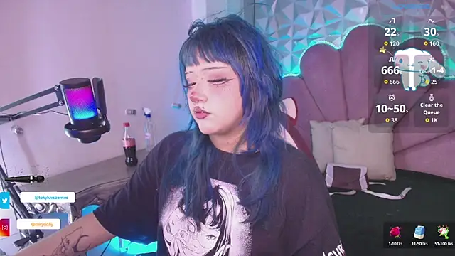 toky doll online show from September 19, 7:14 pm