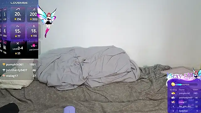 Coralie20  online show from December 3, 7:10 am