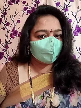 neelu-hoty online show from January 19, 3:10 pm