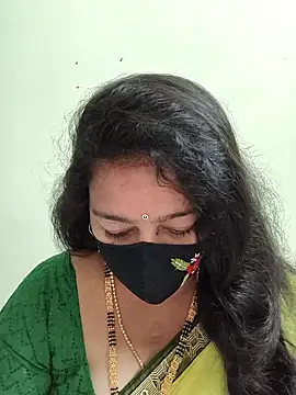 neelu-hoty online show from October 8, 8:12 am