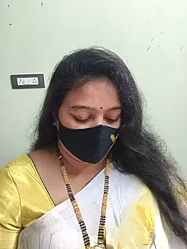 neelu-hoty online show from February 24, 2:04 pm