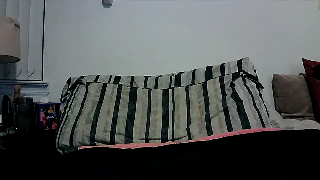 Hand69someguy online show from May 17, 3:04 am