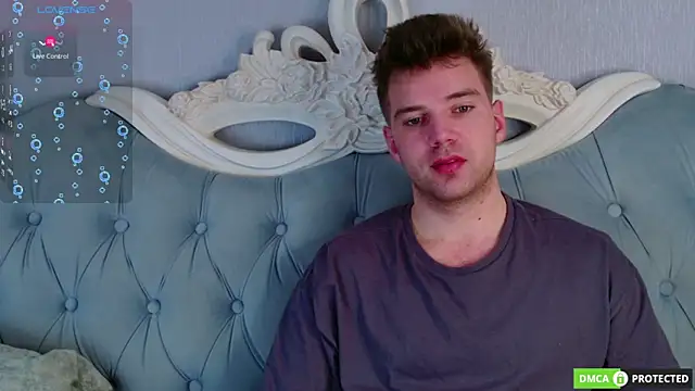 ArthurWhitee online show from March 27, 3:45 am