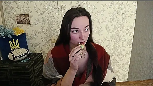  Barbie Kiss  online show from January 16, 9:16 am