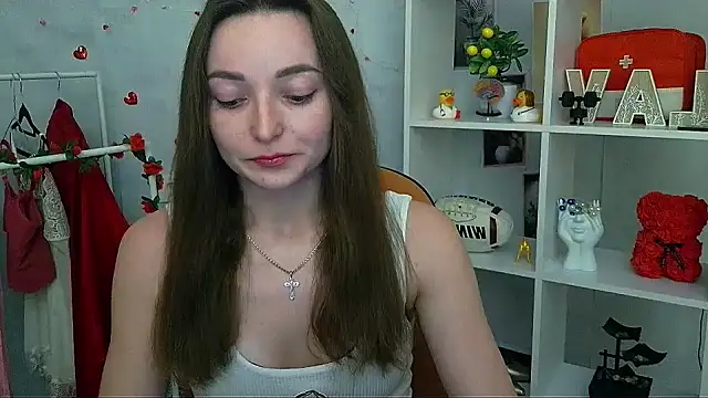  Barbie Kiss  online show from February 15, 3:31 pm