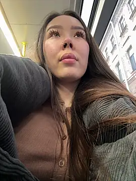 Asian Asami online show from February 5, 1:44 pm