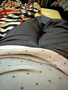 Snapshot of heena13 chatting on November 11, 7:41 am heena13 online show from November 11, 7:41 am