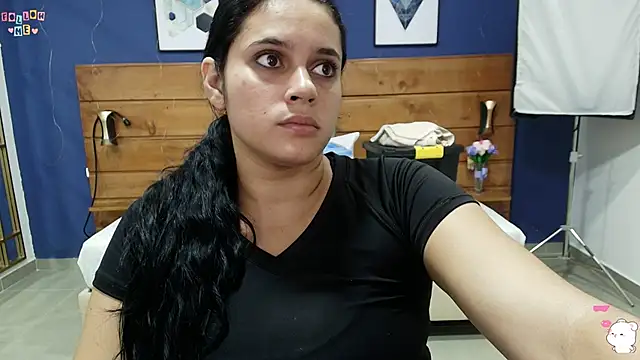 dahiana spark online show from September 11, 7:58 pm