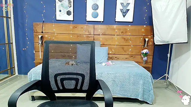 dahiana spark online show from September 14, 8:30 pm