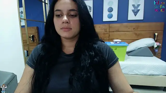 dahiana spark online show from November 1, 8:22 pm