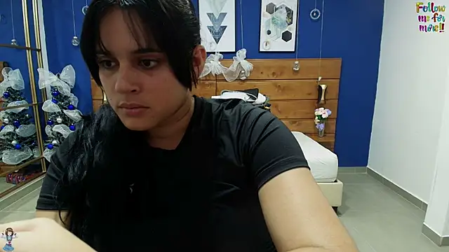 dahiana spark online show from December 18, 7:53 pm