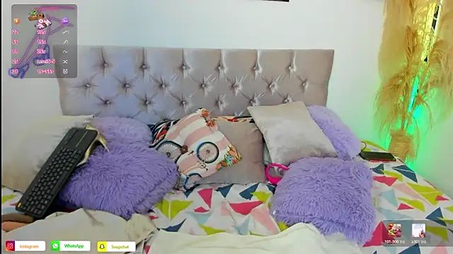 alanavega11 online show from January 10, 1:24 pm