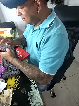 siatodo02 online show from April 16, 11:51 pm