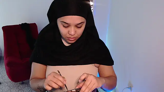 VenussTits97 online show from March 10, 11:49 pm