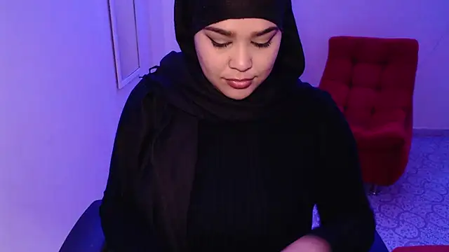 VenussTits97 online show from October 4, 9:46 pm