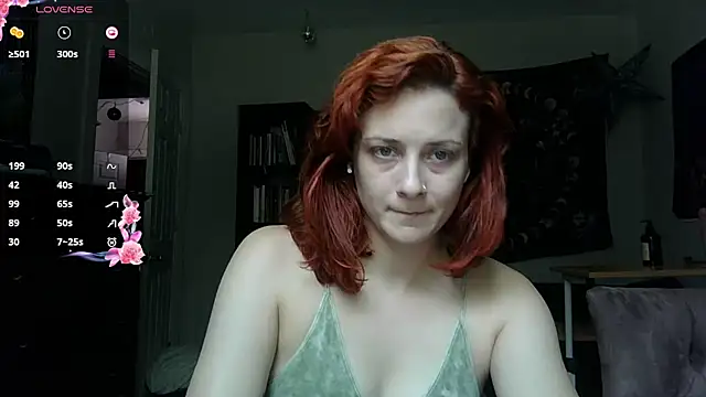 Aria Fields online show from July 29, 6:39 pm