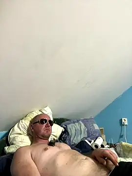 paul daniel online show from December 16, 6:46 pm