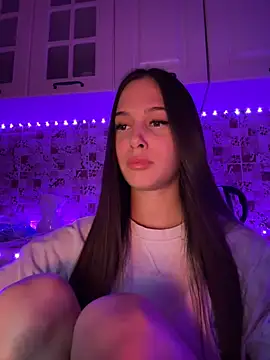 Snapshot of EricaWalls chatting on December 13, 3:27 am EricaWalls online show from December 13, 3:27 am