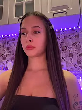 Snapshot of EricaWalls chatting on December 26, 9:04 pm EricaWalls online show from December 26, 9:04 pm