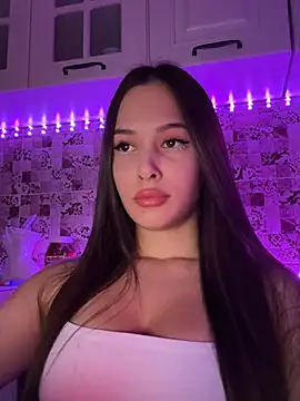 Snapshot of EricaWalls chatting on February 6, 9:28 pm EricaWalls online show from February 6, 9:28 pm