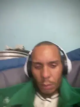 littybrowela12 online show from December 14, 1:38 pm