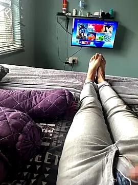 littybrowela12 online show from December 15, 12:20 pm