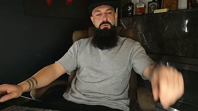 axxelrich  online show from November 11, 4:45 am