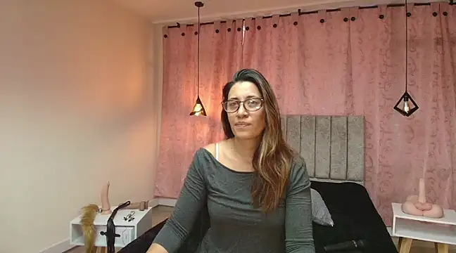 VioletaScott  online show from February 13, 12:43 pm