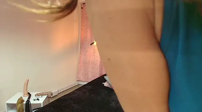 VioletaScott  online show from February 17, 12:48 pm