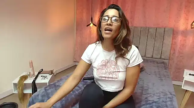 VioletaScott  online show from February 18, 4:59 pm