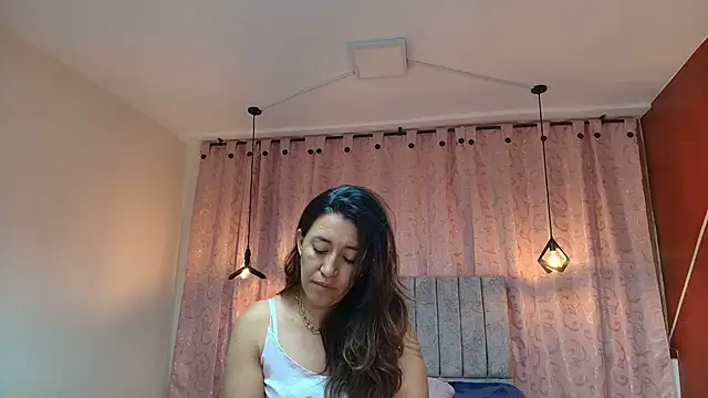 VioletaScott  online show from September 9, 4:50 pm