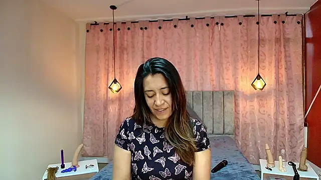 VioletaScott  online show from October 7, 1:19 pm