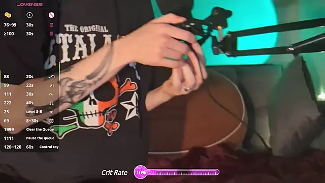 Snapshot of lovelylucyy chatting on February 15, 11:03 pm lovelylucyy online show from February 15, 11:03 pm