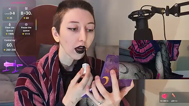 Snapshot of lovelylucyy chatting on March 13, 5:07 pm lovelylucyy online show from March 13, 5:07 pm