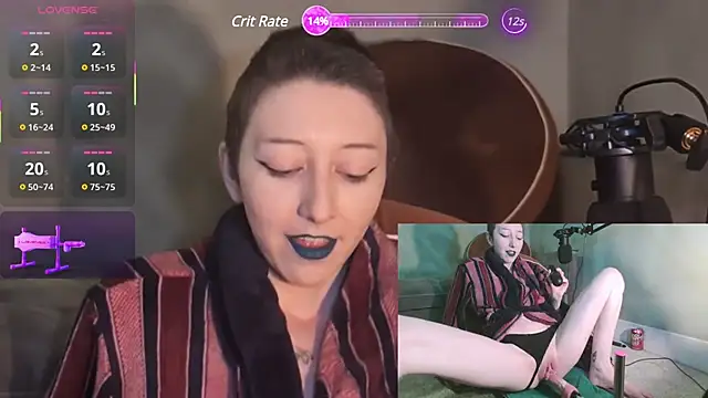 Snapshot of lovelylucyy chatting on March 18, 11:53 pm lovelylucyy online show from March 18, 11:53 pm