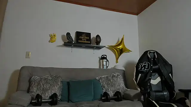 julian wallace online show from October 15, 5:07 am