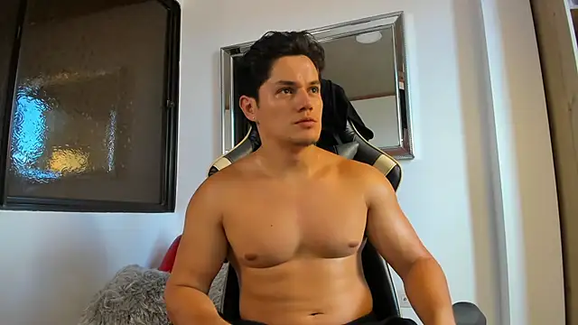 julian wallace online show from April 11, 7:29 pm