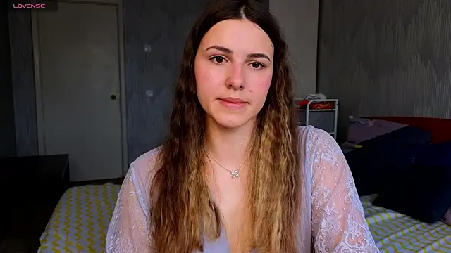sophia euphoriaa online show from May 4, 7:26 am