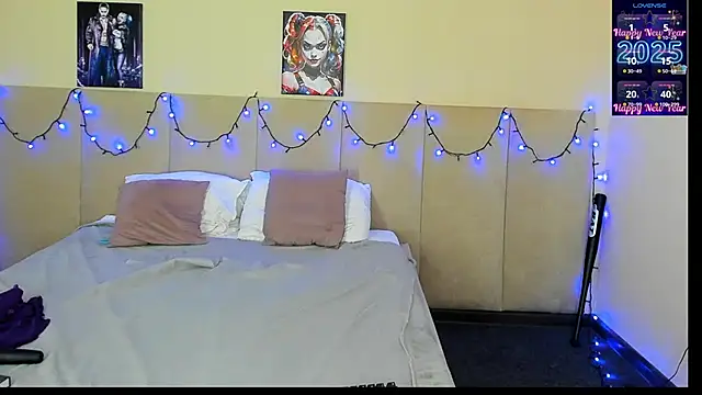 Snapshot of MuscleXXXBarbie chatting on February 28, 10:20 am MuscleXXXBarbie online show from February 28, 10:20 am