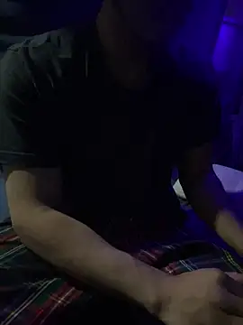 Snapshot of BigMac1596 chatting on January 13, 10:31 am BigMac1596 online show from January 13, 10:31 am