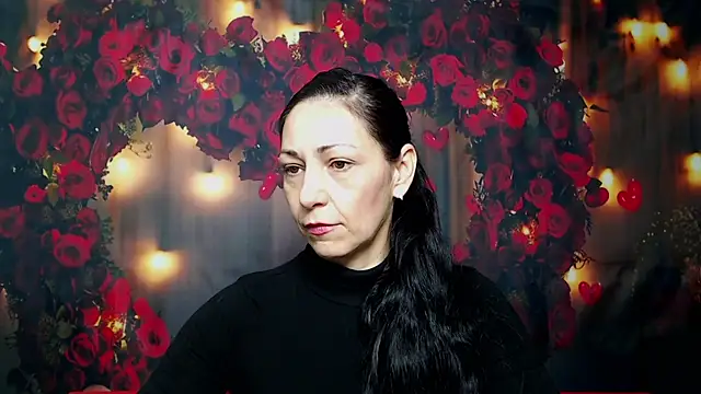 Snapshot of LiluGrants chatting on February 17, 7:10 pm LiluGrants online show from February 17, 7:10 pm