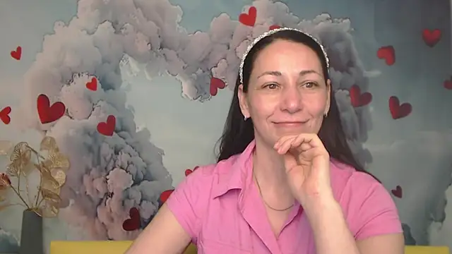 Snapshot of LiluGrants chatting on March 11, 10:20 pm LiluGrants online show from March 11, 10:20 pm